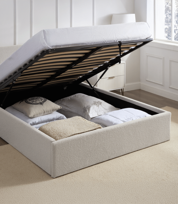 TEDDYBOUCLEOTTOMANSTORAGEBEDBEIGE9_ed2c6e5f-aca4-4dbb-be71-b0f423ec1001