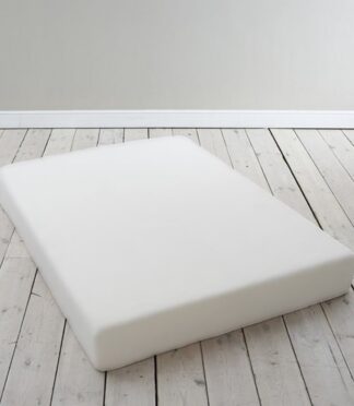 4FT6 Memory Foam Mattress 25cm Thick with Memory Foam Pillows