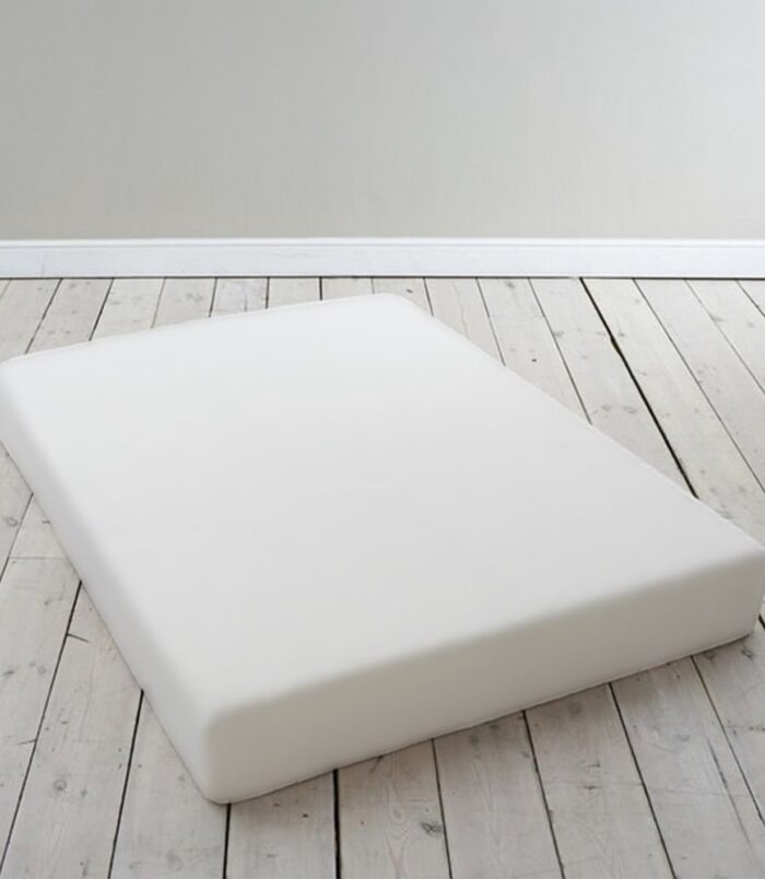 4FT6 Double Memory Foam Mattress - 10 Inch (25cm) Thick, Firm Support, Orthopaedic, Hypoallergenic - 135x190cm.